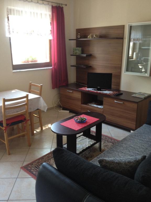 Holiday Home Boba ราโควิซา ภายนอก รูปภาพ